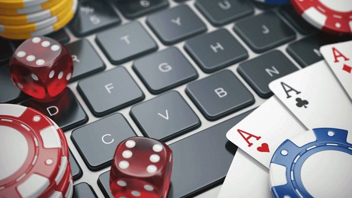CasinoTopsOnline پر آن لائن سلاٹس کے بارے میں