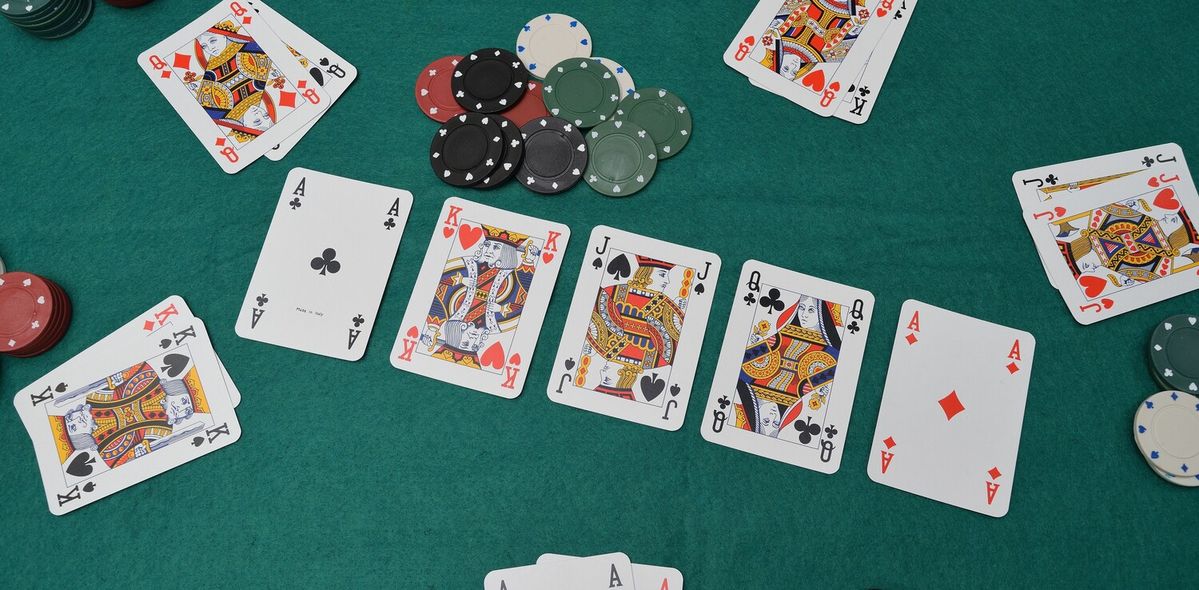 CasinoTopsOnline کیسینو میں پوکر گیمز